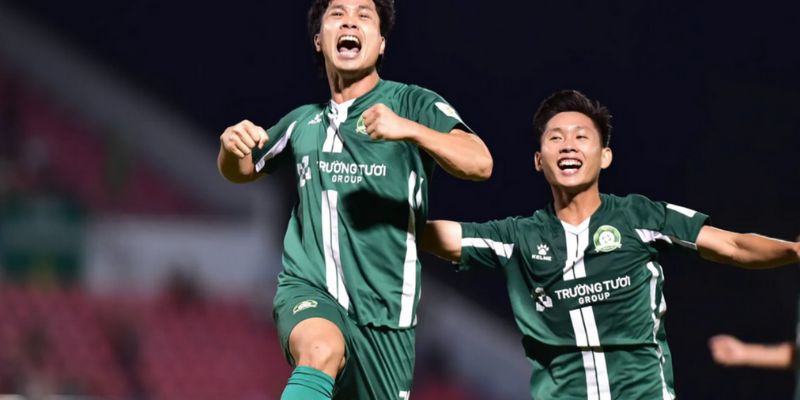 Các cầu thủ bóng đá nổi bật tại giải đấu hạng nhất VN 