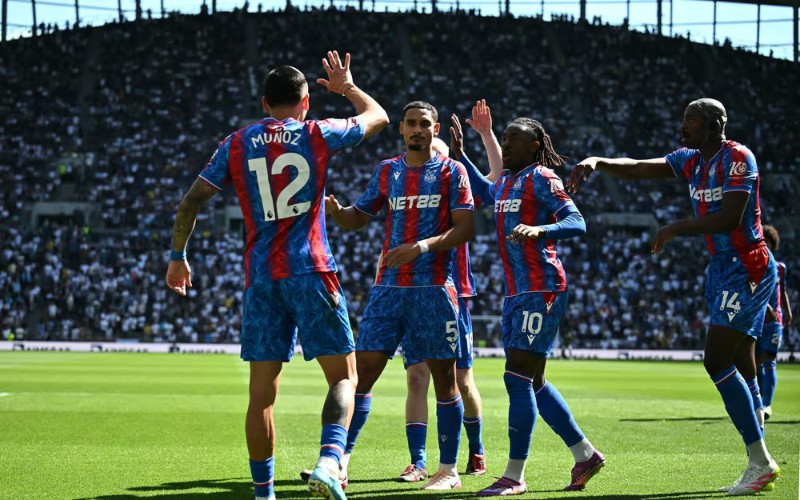 Soi Kèo Crystal Palace Vs Rayo Vallecano 02h00 28/05 - Conference League 2 Crystal Palace bung sức đối đầu với Rayo Vallecano
